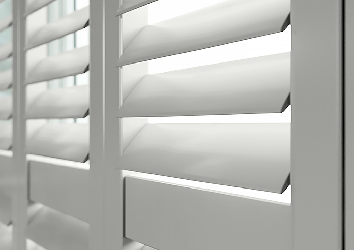 Bromley, Smoke Grey - Full Height Twist&Fit Plantation Shutter - Image 4